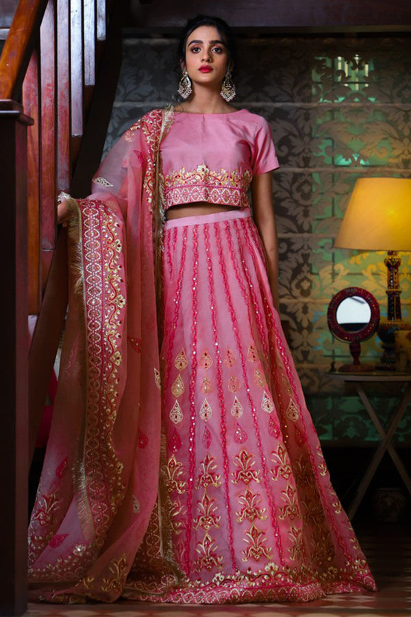 Ayana Lehenga