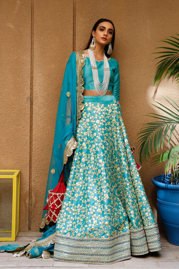 Neelam Lehenga